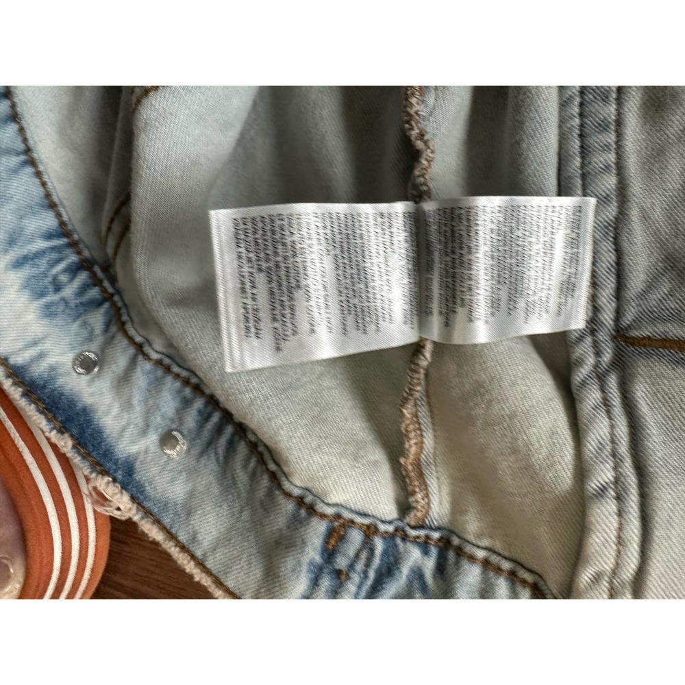New H&M Denim Vest with Printed Design Light Distressed denim XL - Picture 7 of 10